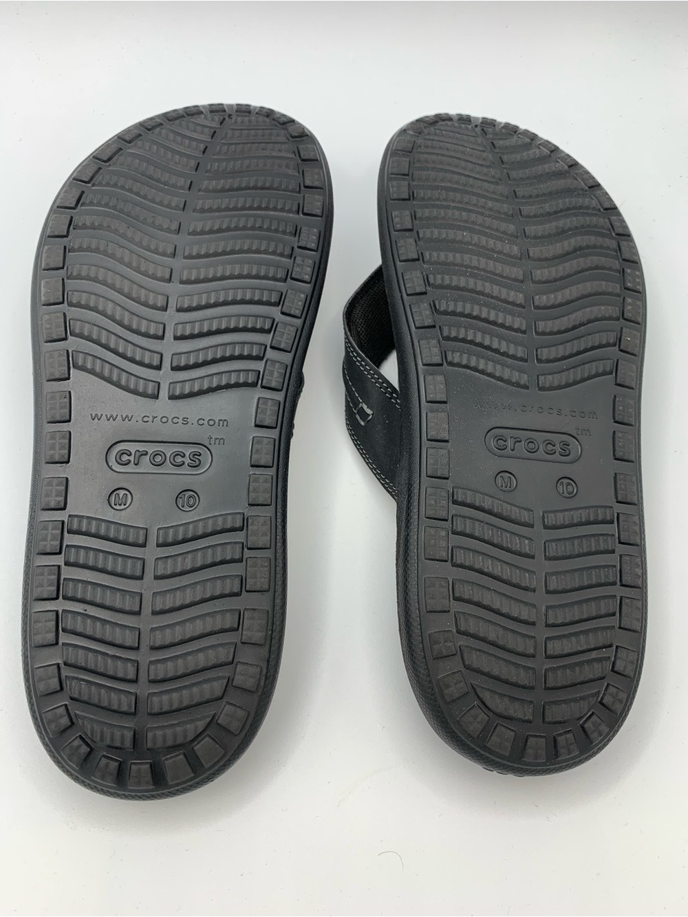 Men’s Crocs LiteRide Flip Flops M10 - Picture 2 of 5